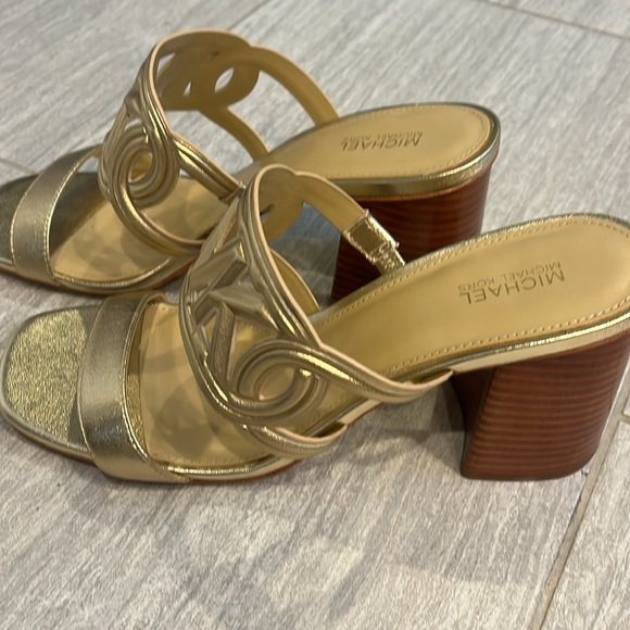 Michael Kors Heels - Picture 4 of 4